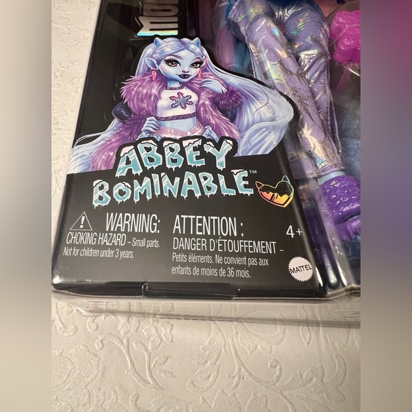 Monster High Abbey Bominable Doll - Picture 2 of 8